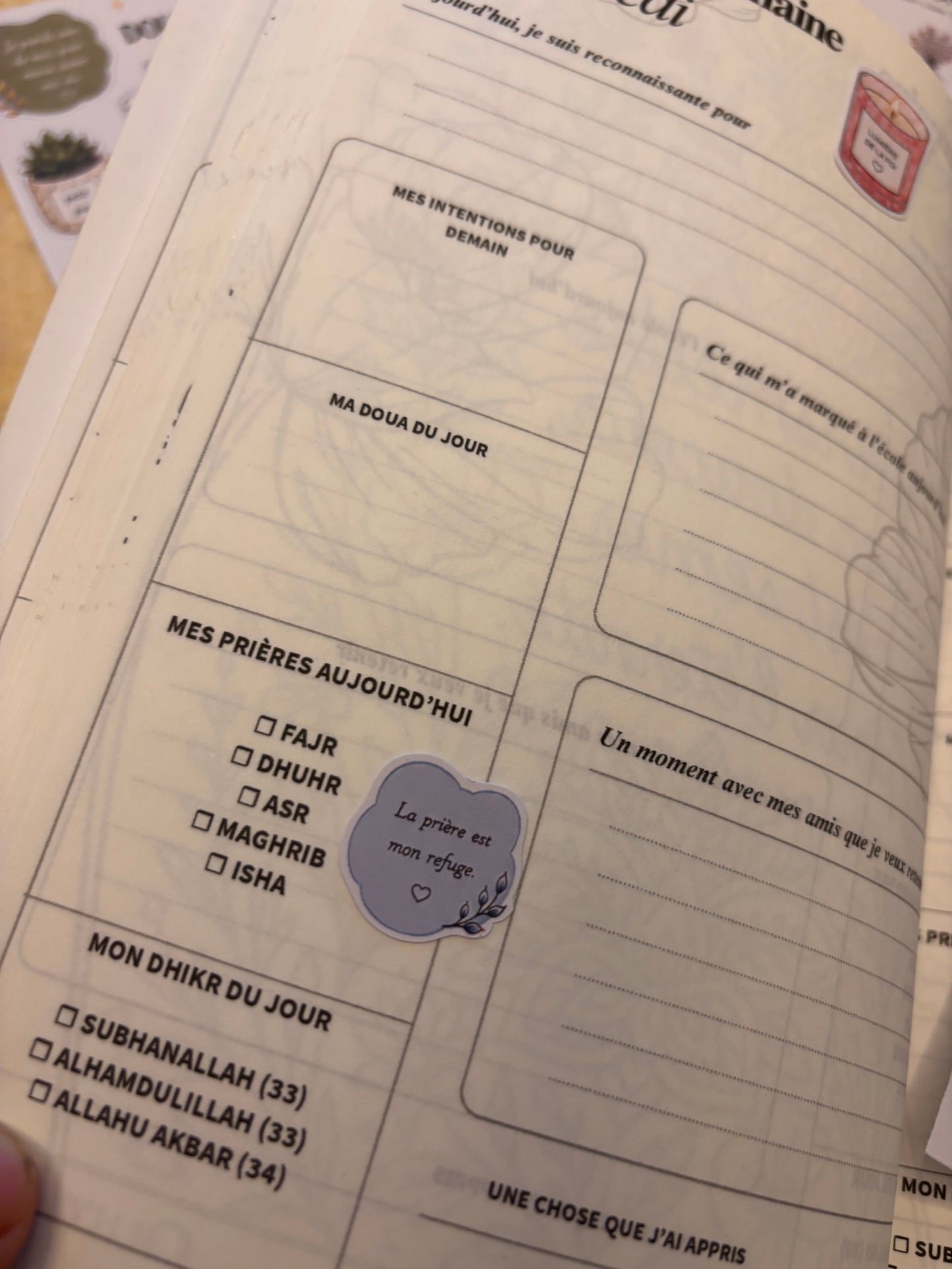 Brins à coller - Pack de 4 planches de stickers
