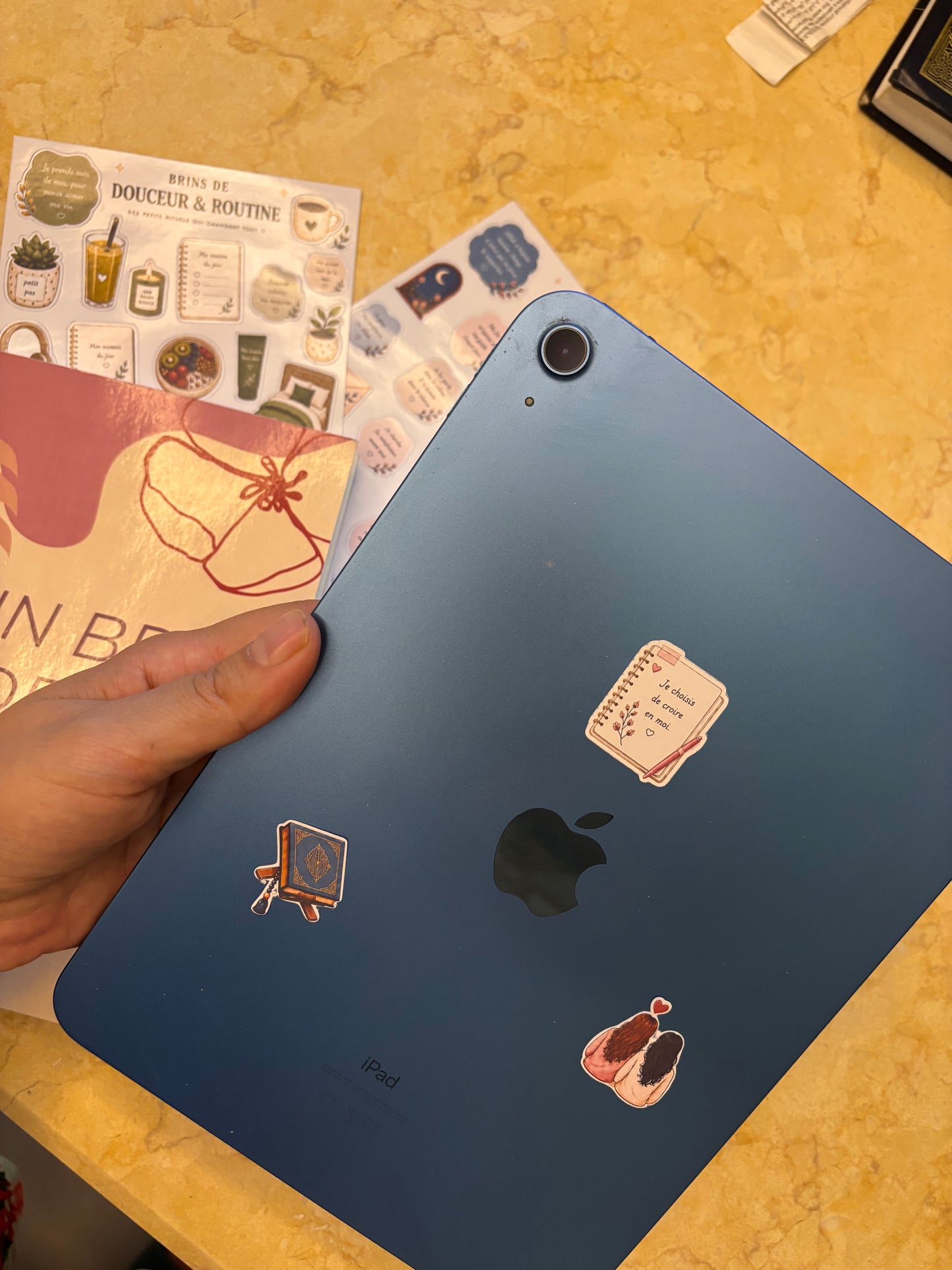 Brins à coller - Pack de 4 planches de stickers